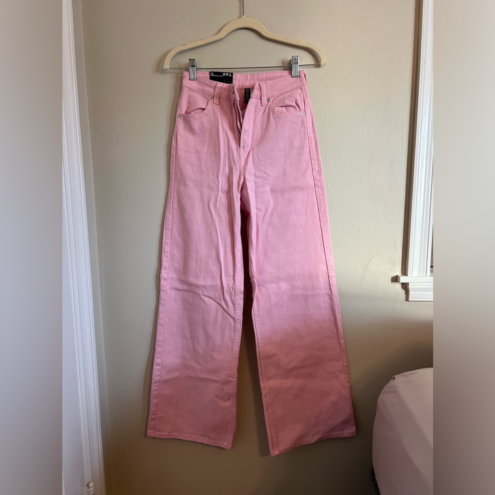 NWT DIVIDED H&M WIDE LEG HIGH WAISTED PINK JEANS SIZE 2